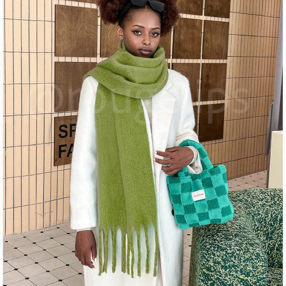 Green Wide Shawl Scarf With Tassels Fuzzy Knit